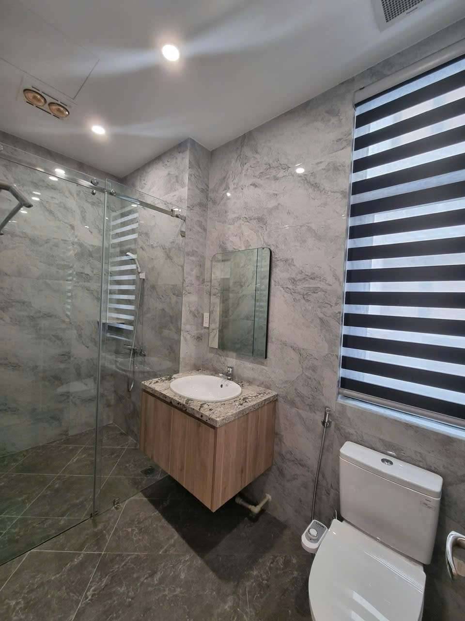 3627