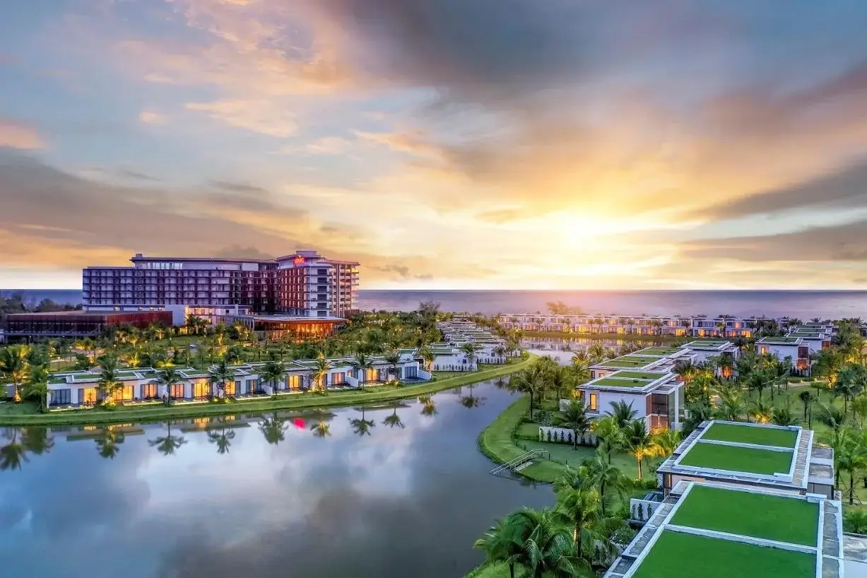 Mövenpick Resort Waverly Phú Quốc do MIK Group phát triển